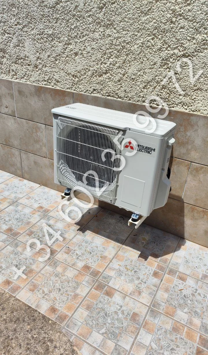 Clean pipe routing example